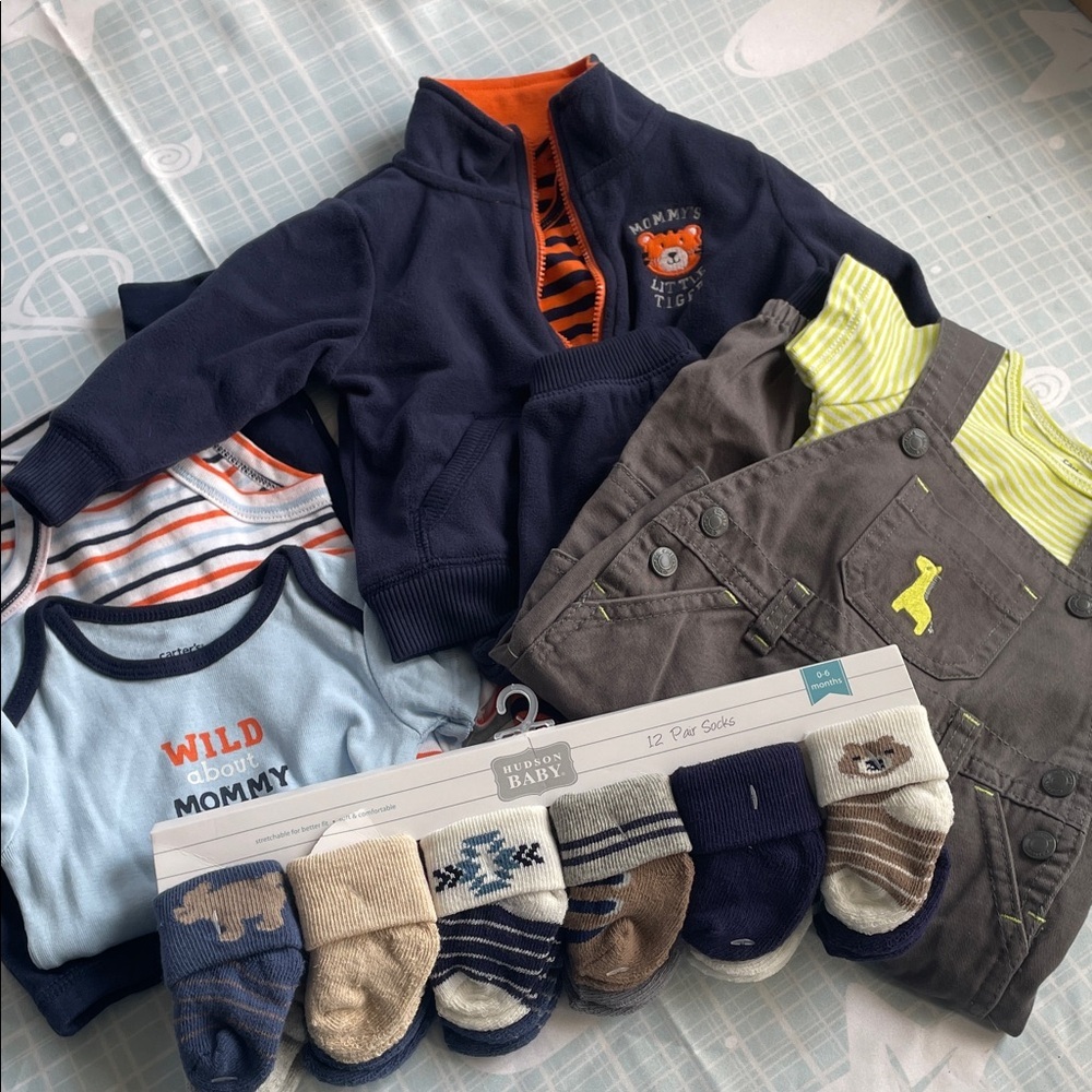 3 outfits Set with Socks